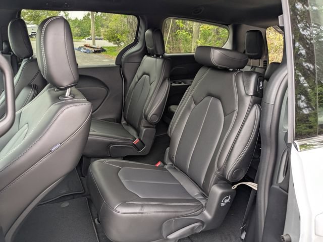 New 2026 Chrysler Voyager LX FWD image 14