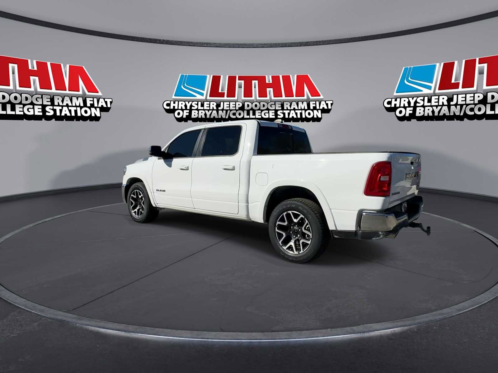 Used 2025 RAM 1500 Laramie image 6