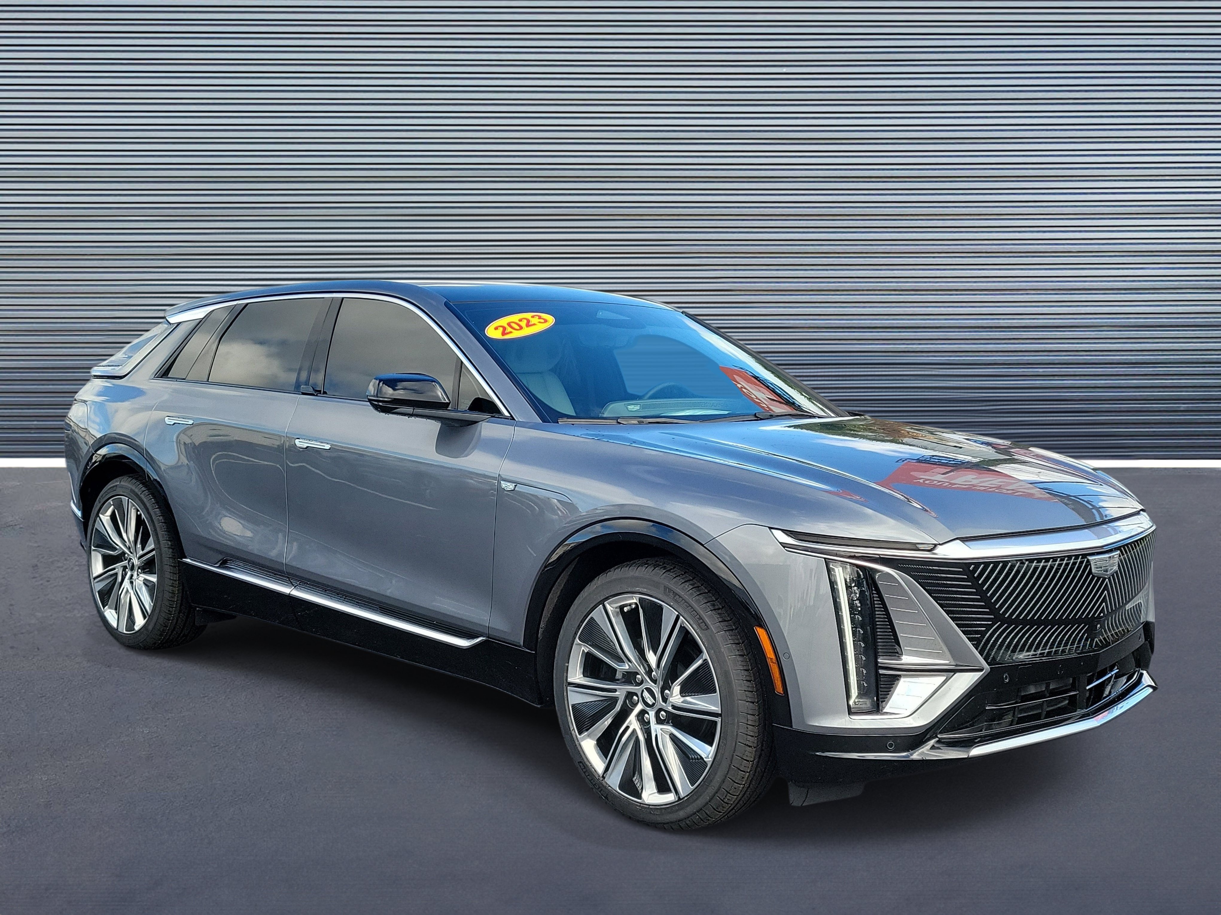 Used 2023 Cadillac Lyriq 2WD image 2