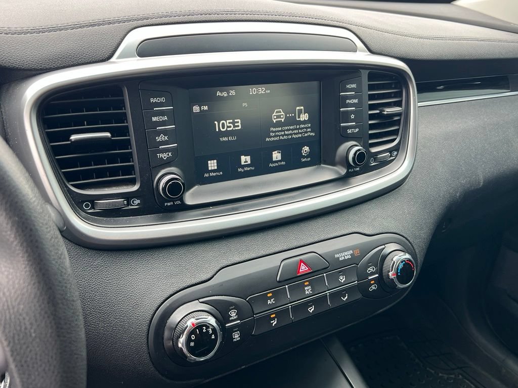 Used 2020 Kia Sorento LX AWD/4WD image 15