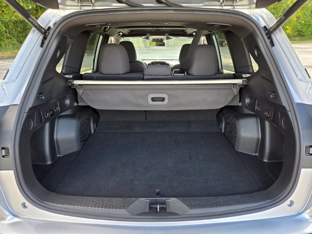 Used 2025 Subaru Forester Premium AWD/4WD image 17