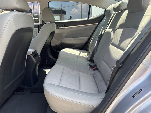 Used 2017 Hyundai Elantra SE w/ SE A/T Tech Package 03 FWD image 23