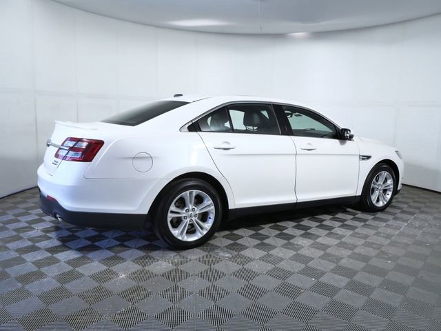 Used 2016 Ford Taurus SEL w/ Equipment Group 201A image 8