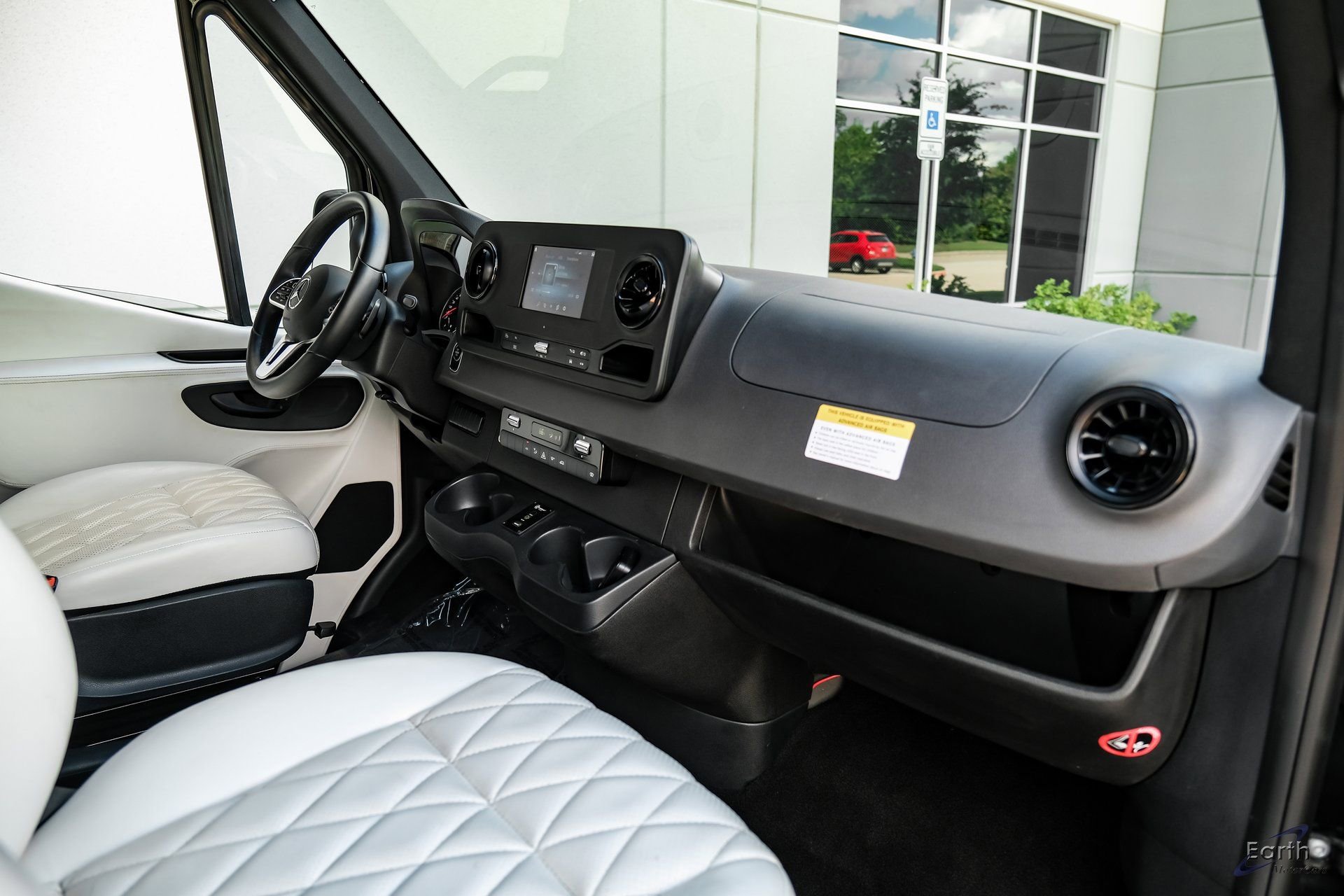 Used 2022 Mercedes-Benz Sprinter 2500 image 36