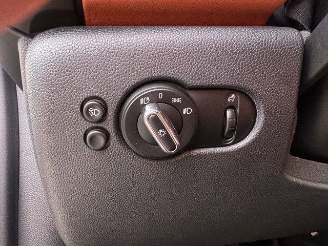 Certified 2024 MINI Cooper S w/ Signature Upholstery Package FWD image 15