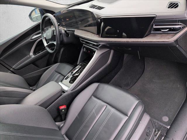 Used 2025 Audi Q5 Premium w/ 19" Wheel Package image 28