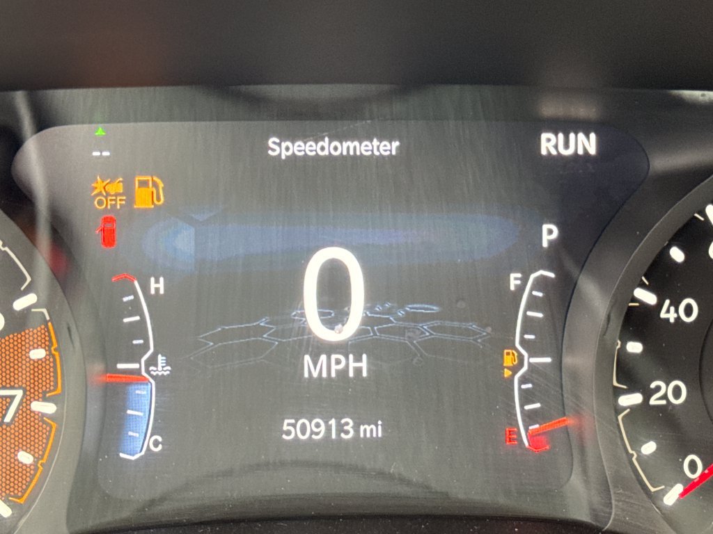 Used 2024 Jeep Compass Latitude AWD/4WD image 17