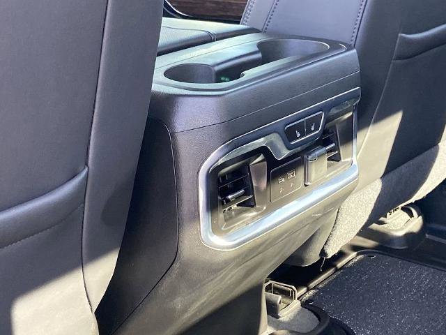Used 2021 Chevrolet Silverado 3500 High Country image 17