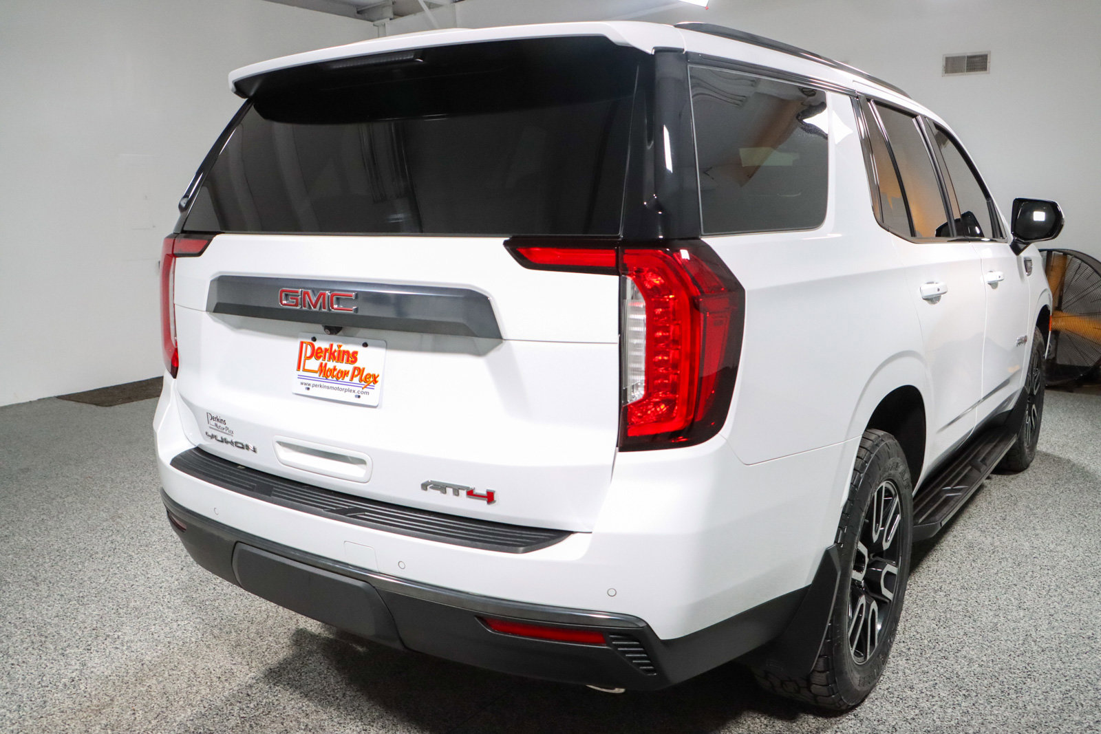 Used 2022 GMC Yukon AT4 image 7