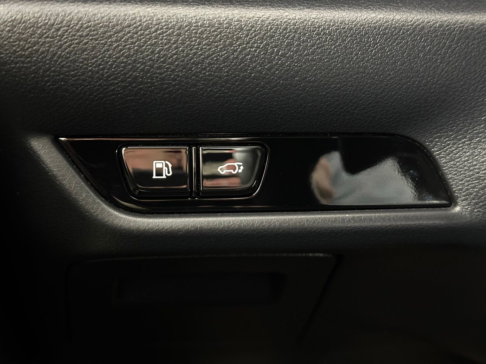 Used 2024 Lexus NX 250 FWD w/ Premium Package image 12