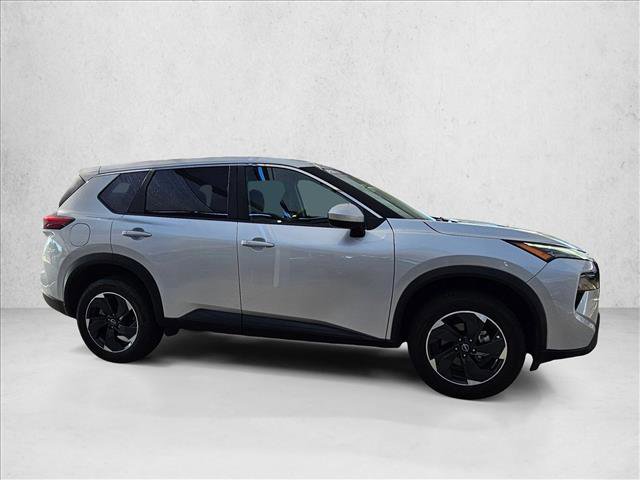 Used 2024 Nissan Rogue SV video 4