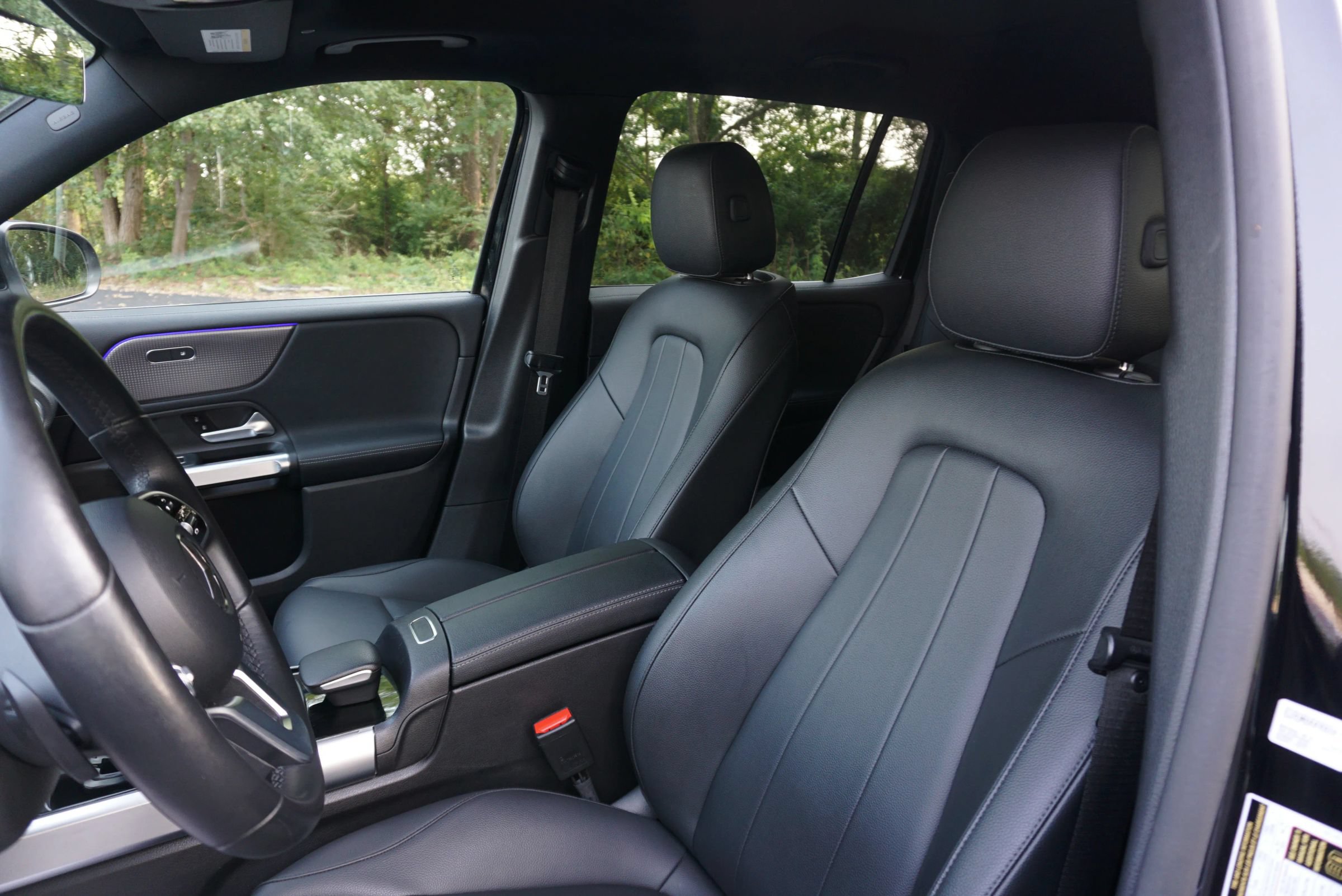 Used 2022 Mercedes-Benz EQB 350 4MATIC w/ Pinnacle Package image 29
