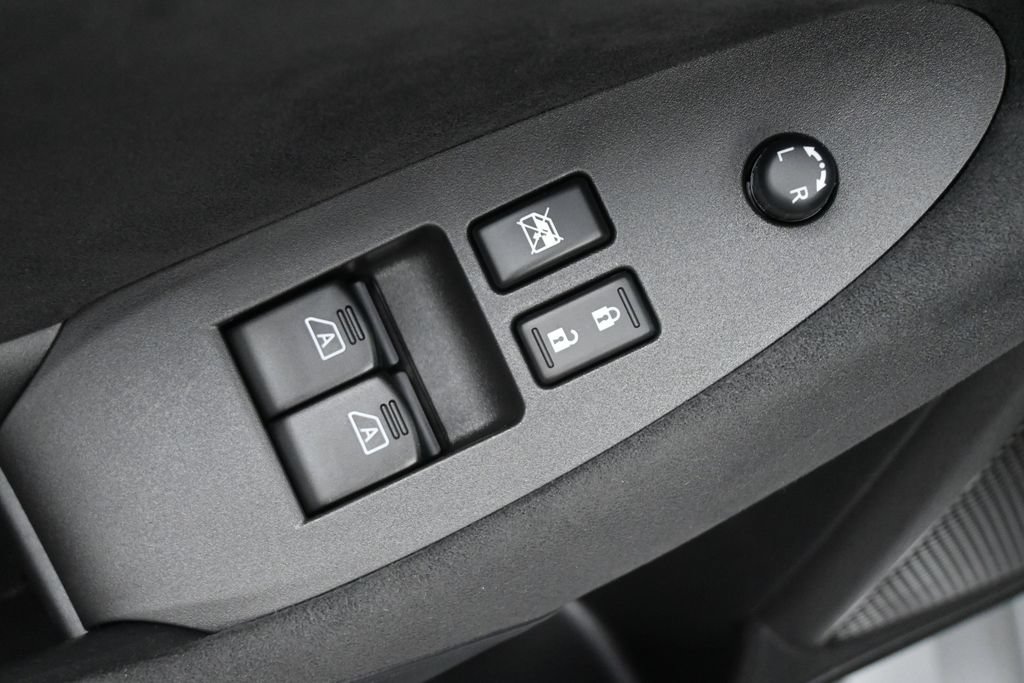 Used 2025 Nissan Z Performance w/ Floor Mat Package RWD image 4