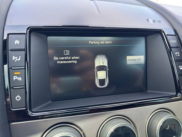 Used 2017 Jaguar F-TYPE R image 26