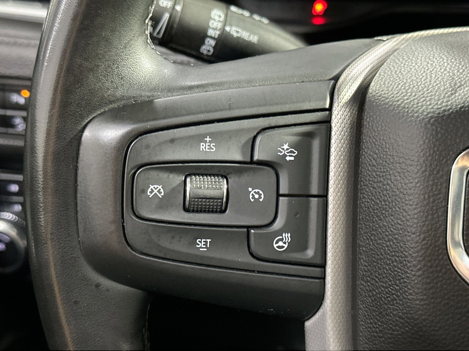 Used 2023 GMC Yukon Denali image 21