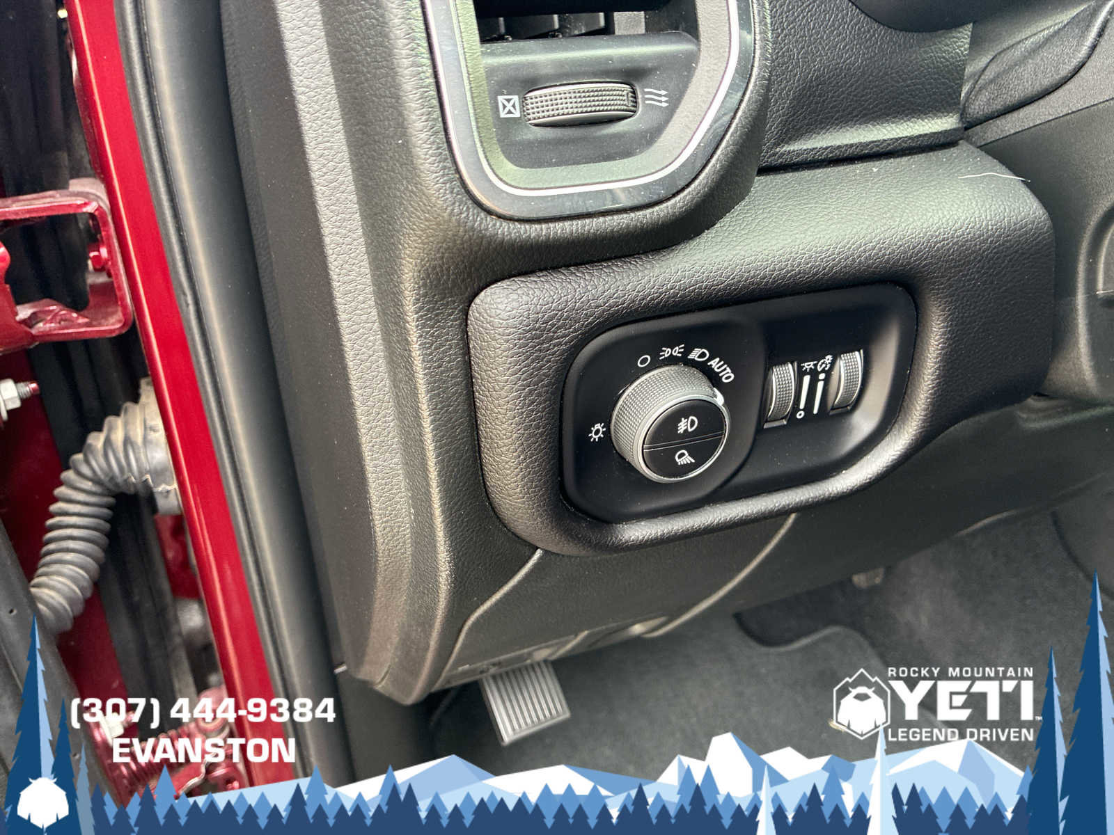 Used 2024 RAM 3500 Laramie w/ Night Edition image 11