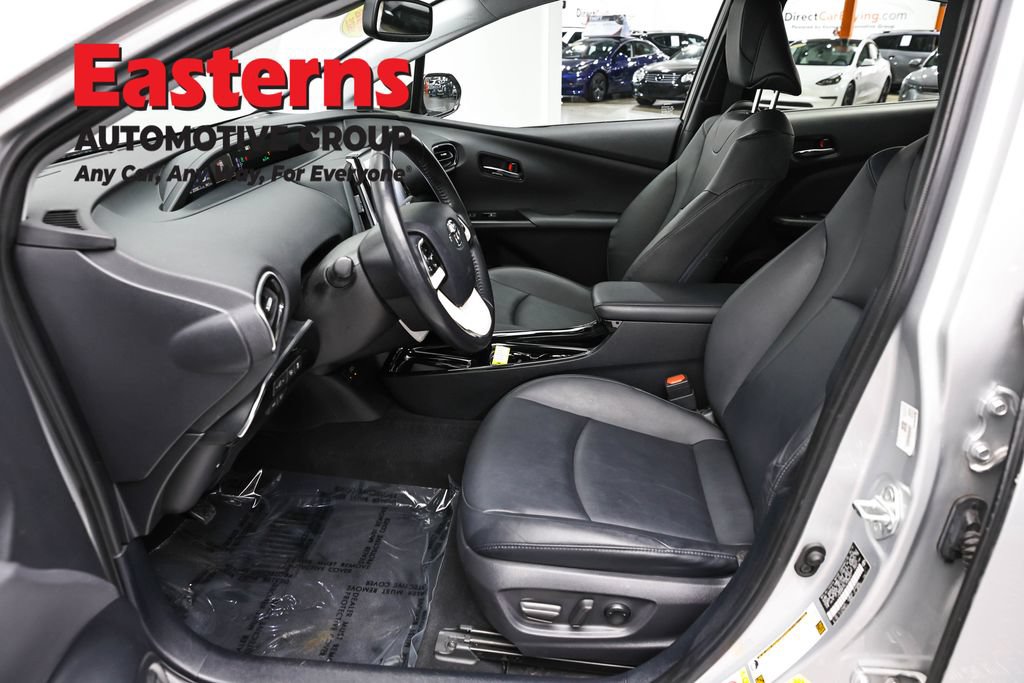 Used 2018 Toyota Prius Prime Advanced FWD image 13