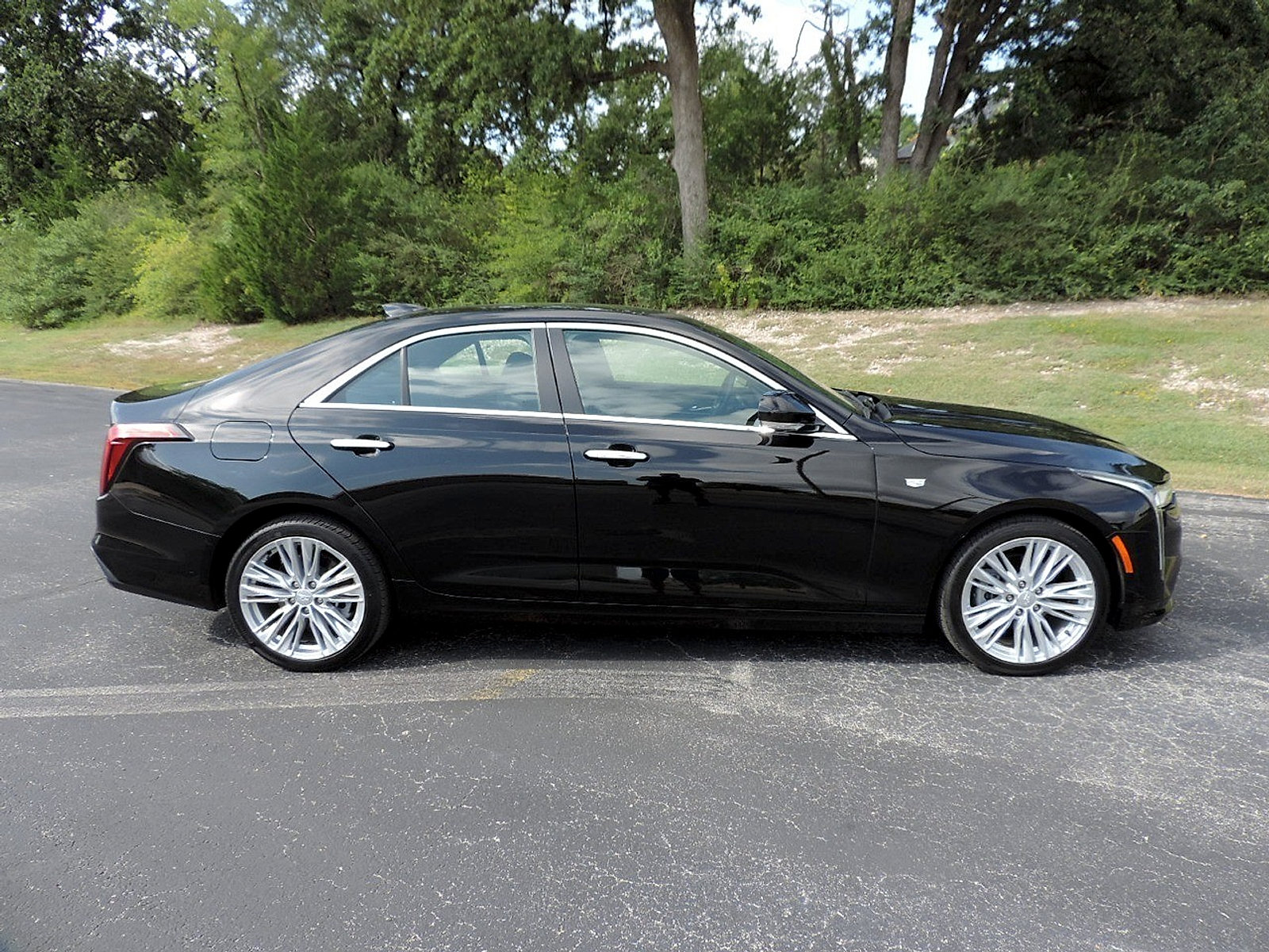 Certified 2026 Cadillac CT4 Premium Luxury RWD image 4