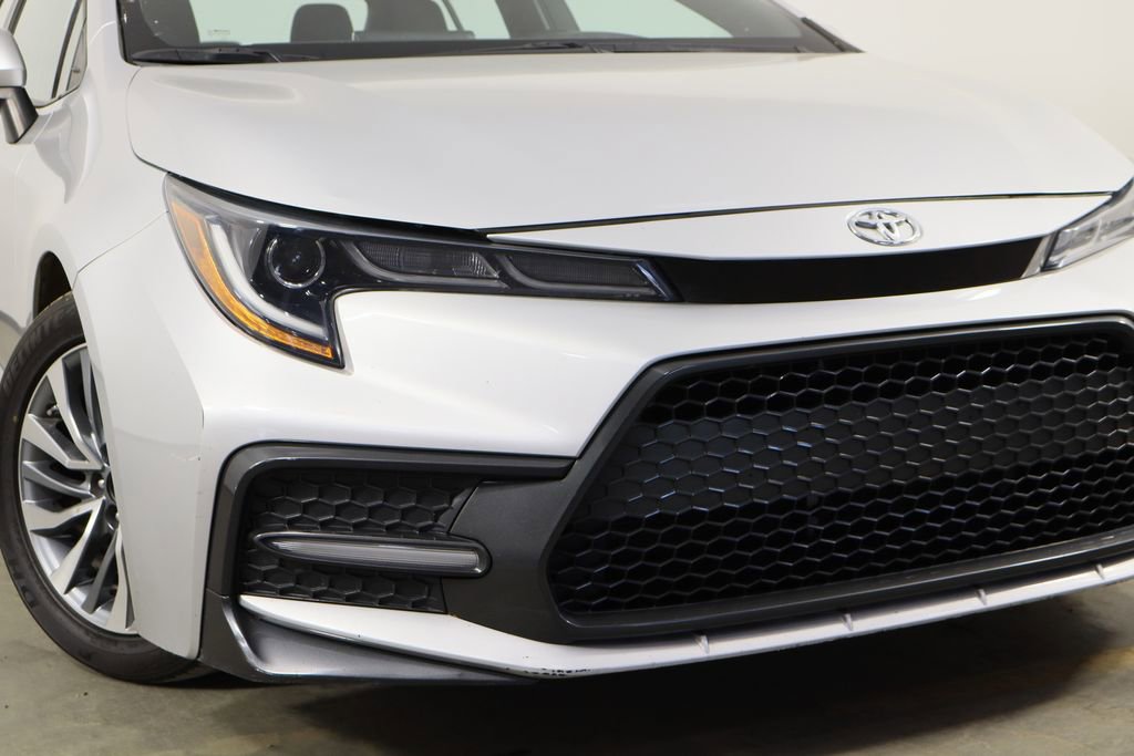 Used 2020 Toyota Corolla SE w/ SE Premium Package image 36