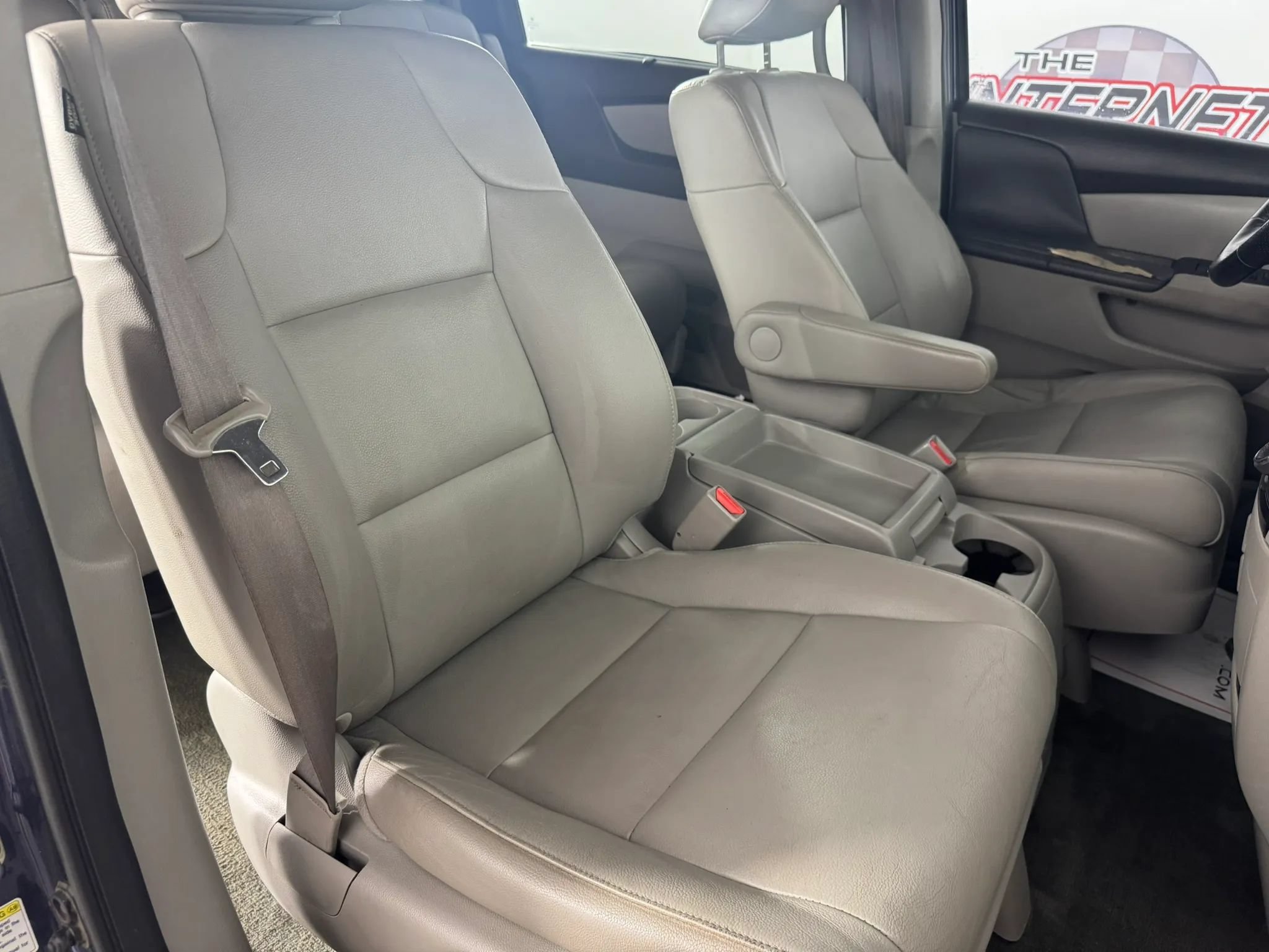 Used 2015 Honda Odyssey EX-L image 35