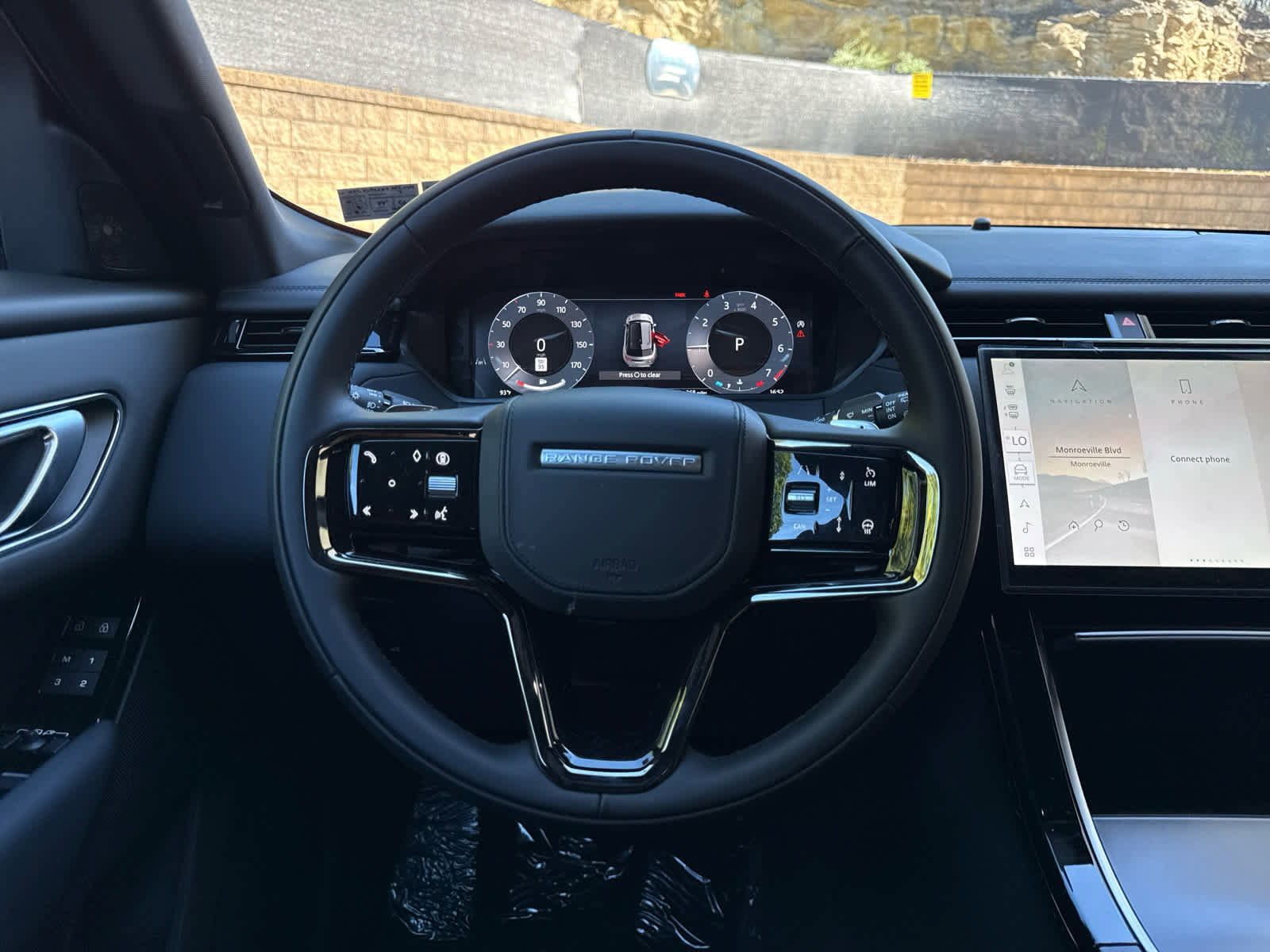 New 2026 Land Rover Range Rover Velar Dynamic SE image 12