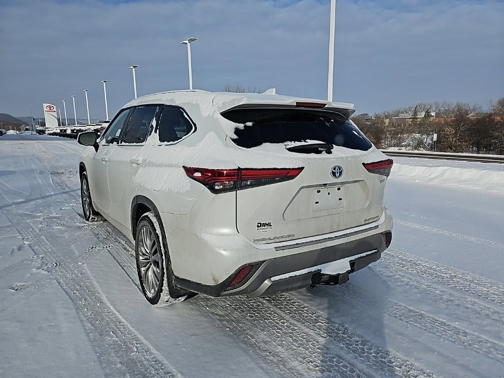 Used 2023 Toyota Highlander Platinum image 9