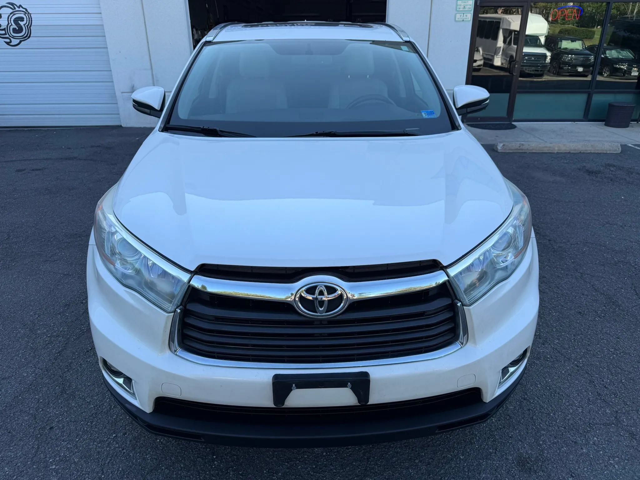 Used 2015 Toyota Highlander Limited AWD/4WD image 7