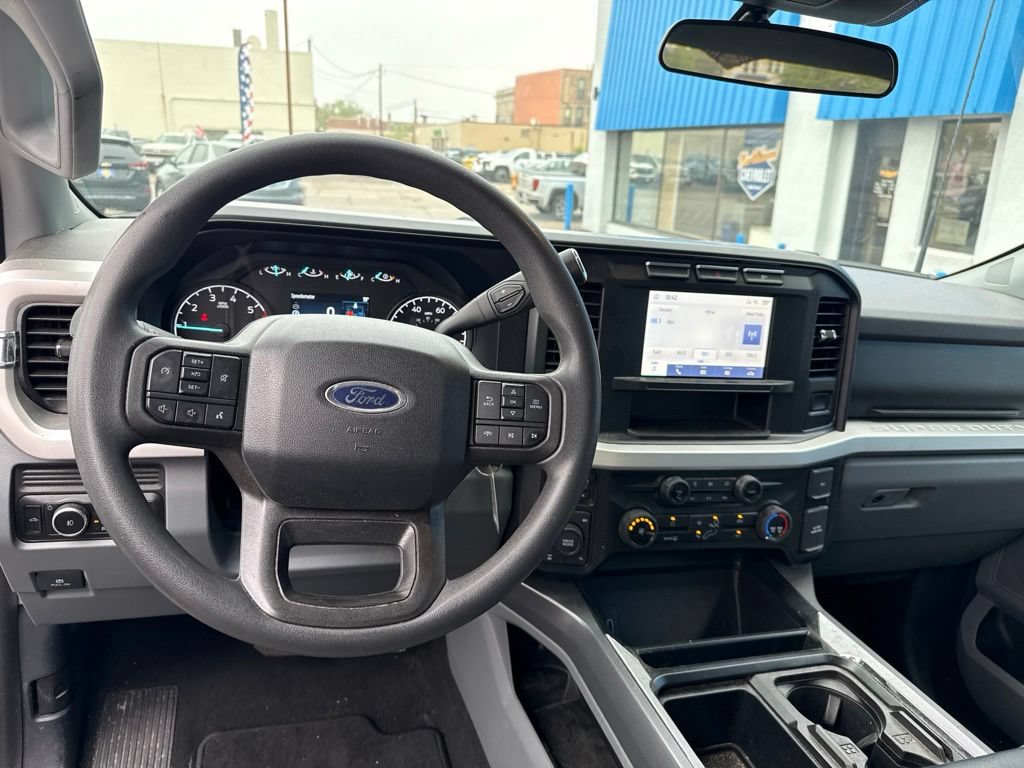 Used 2024 Ford F250 XLT w/ Snow Plow Prep Package AWD/4WD image 18