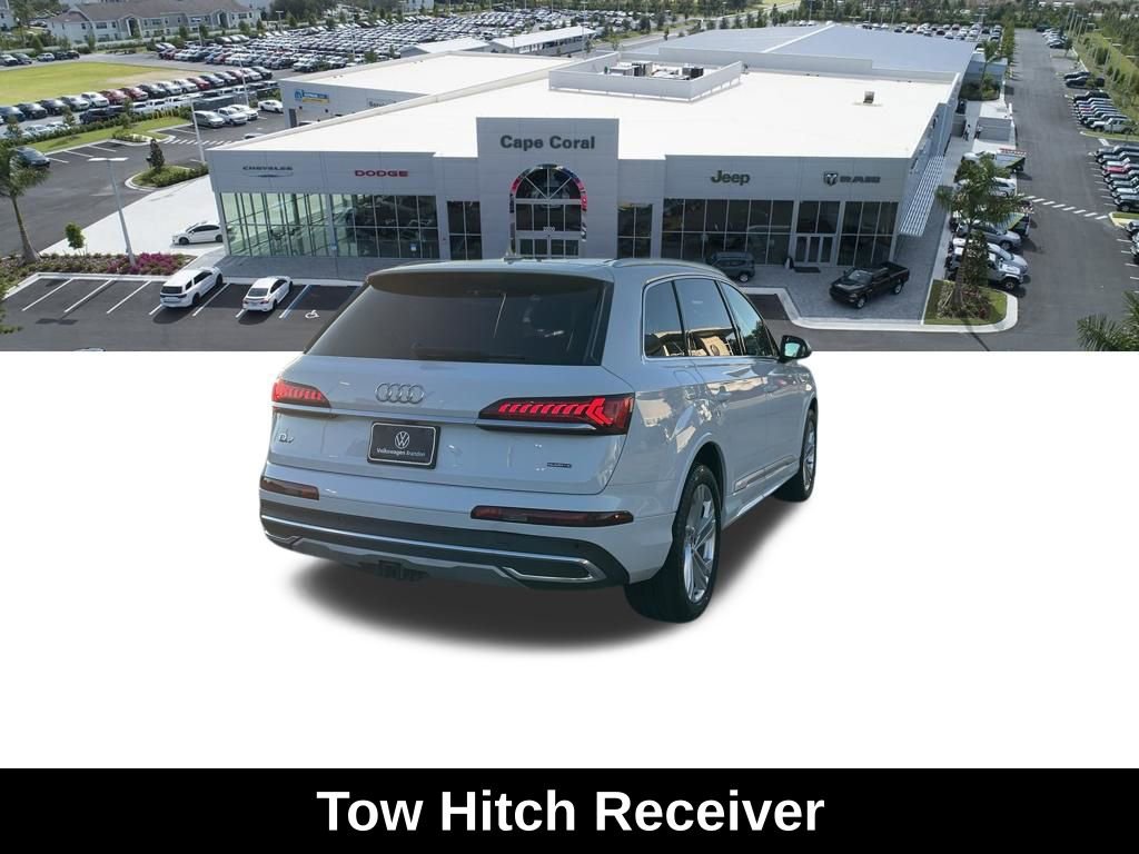 Used 2023 Audi Q7 2.0T Premium w/ Towing Package image 4