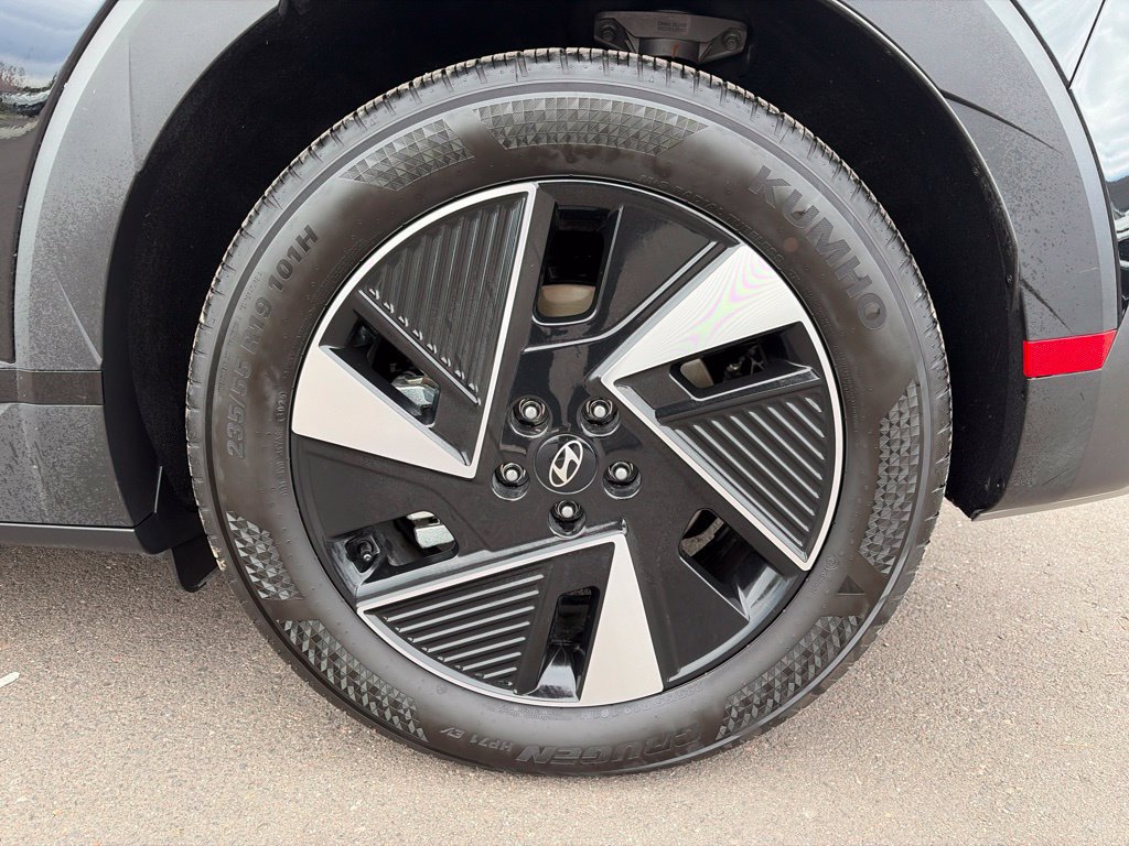 Used 2026 Hyundai Ioniq 5 SEL RWD image 33