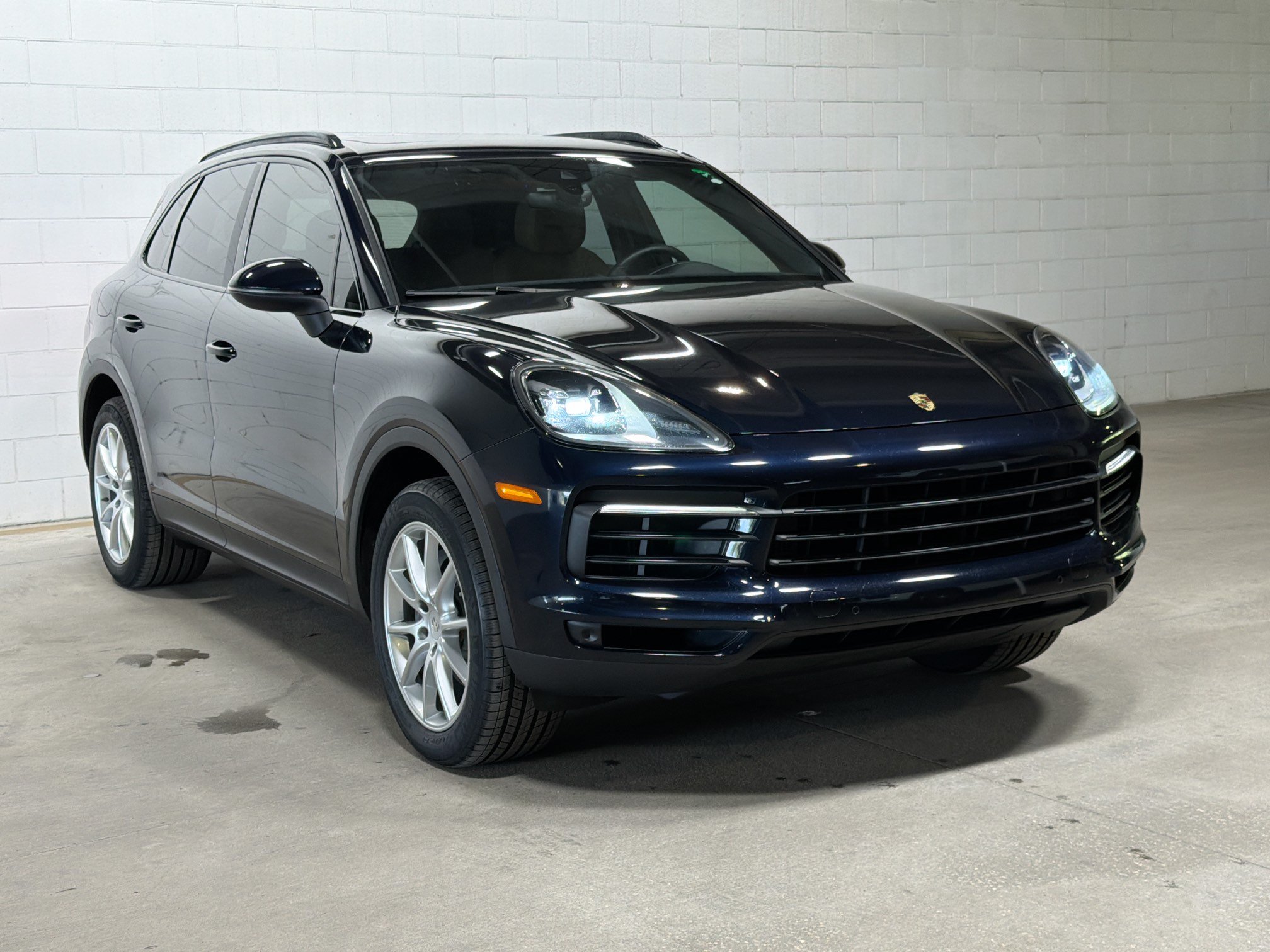 Certified 2020 Porsche Cayenne AWD/4WD image 6