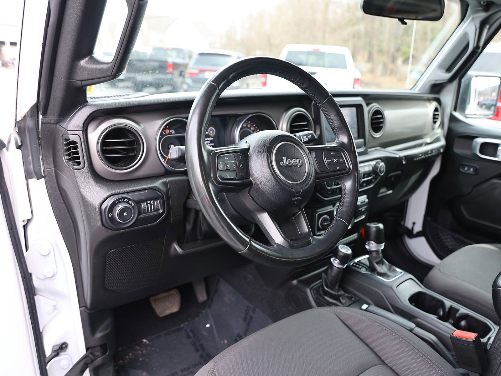 Used 2022 Jeep Wrangler Unlimited Sport image 15
