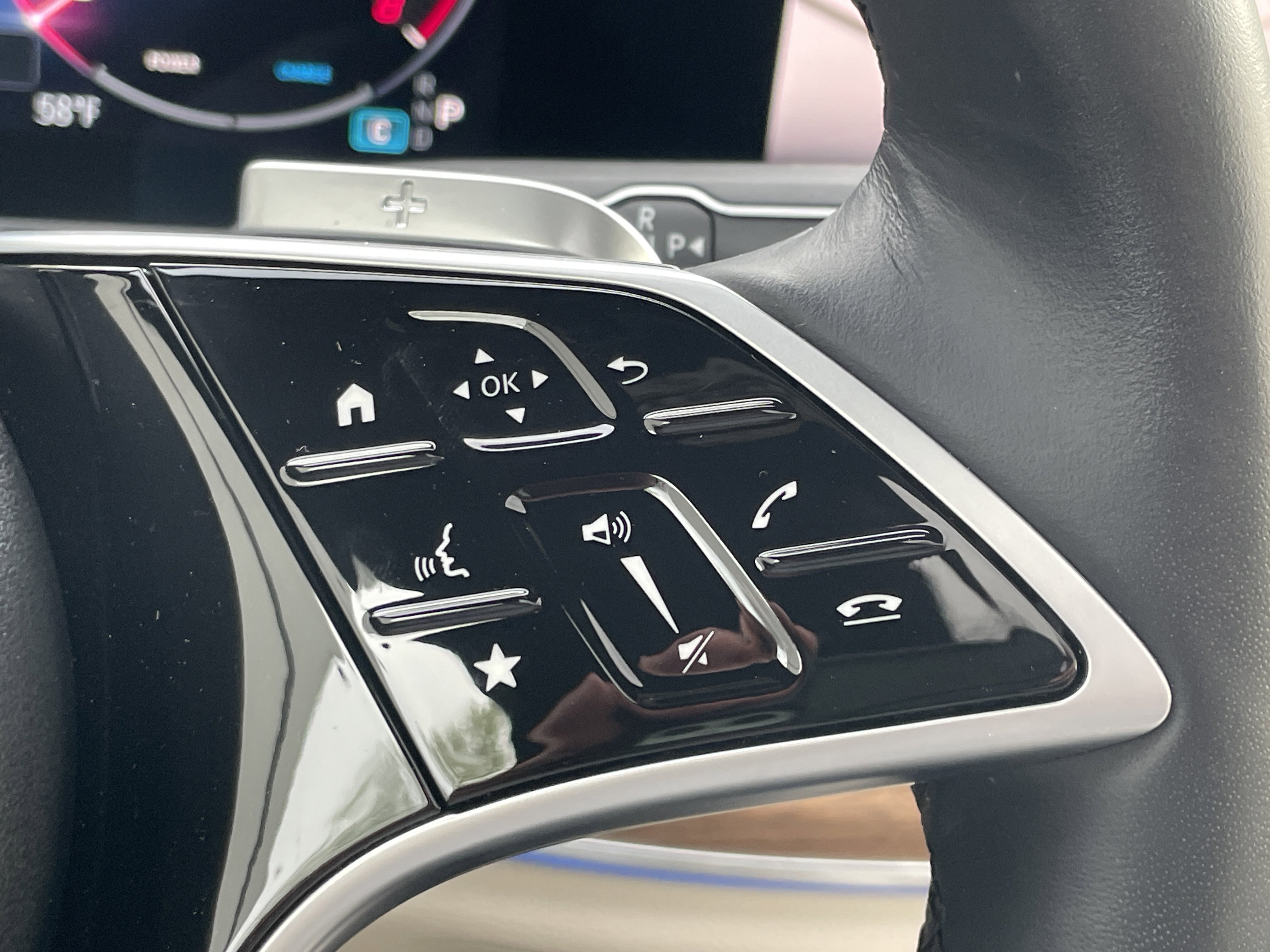 Certified 2025 Mercedes-Benz GLE 450 4MATIC image 27