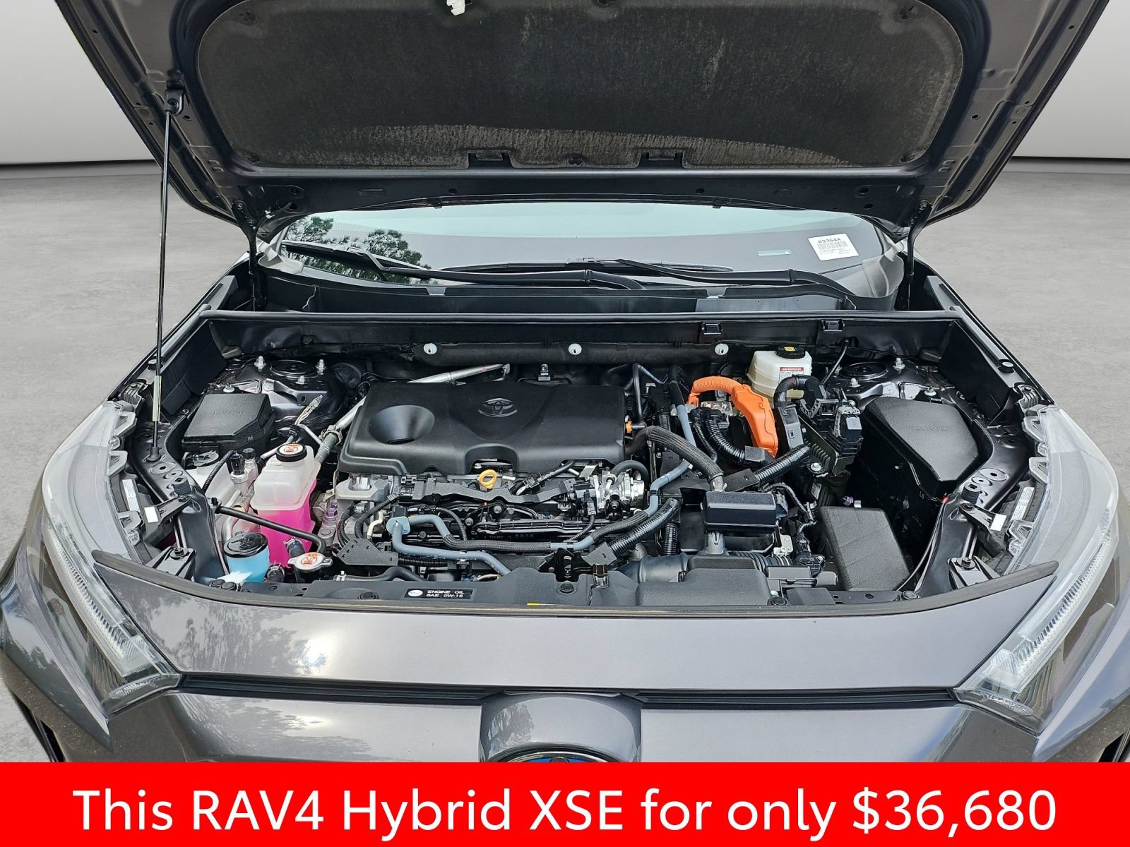 Used 2024 Toyota RAV4 XSE AWD/4WD image 38