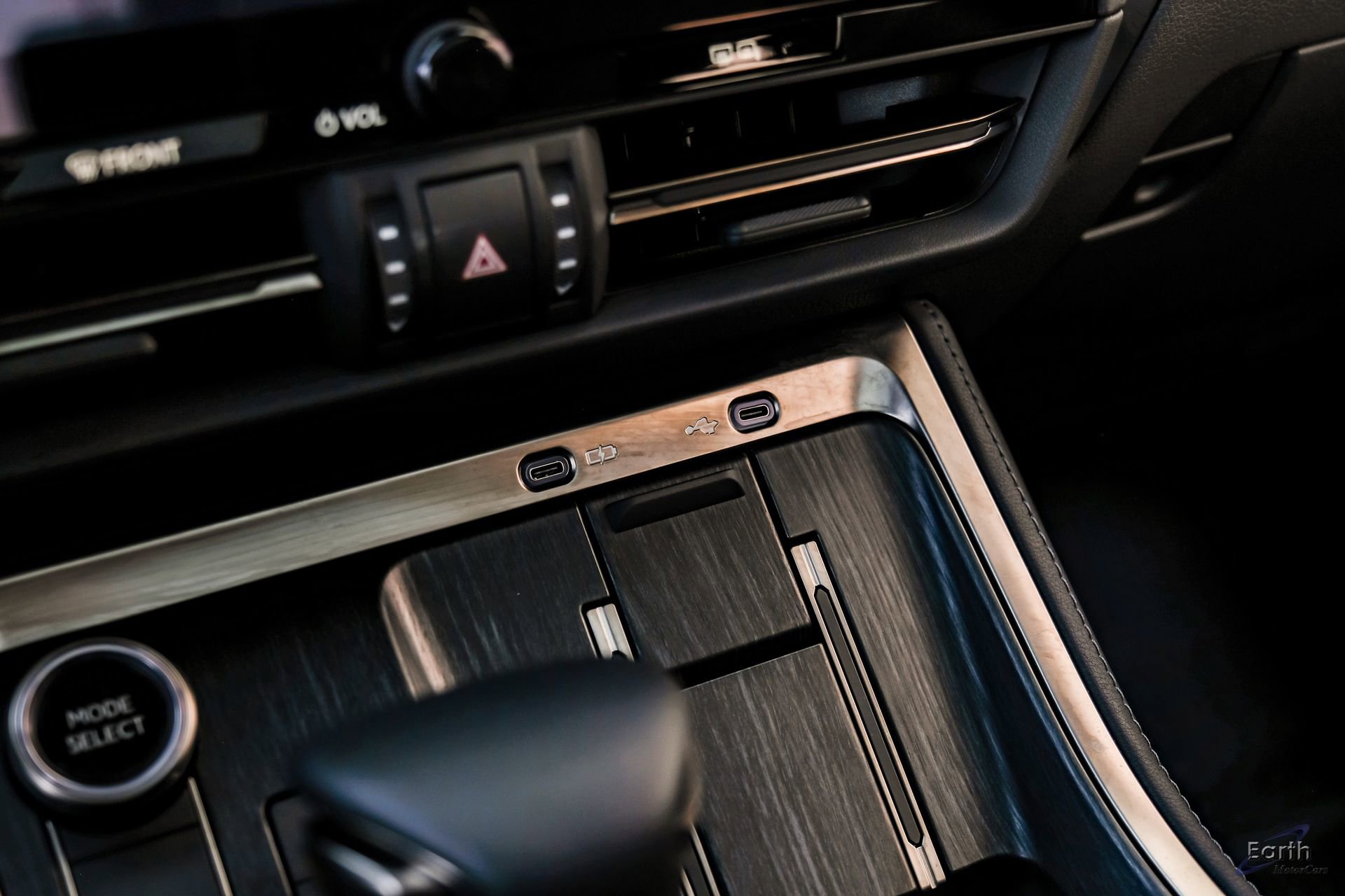 Used 2025 Lexus GX 550 550 Luxury+ HUD Traffic LIFTED w/ Accessory Package (2T) image 67