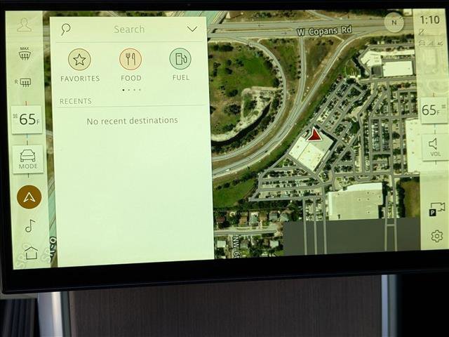 New 2026 Land Rover Range Rover SE image 13