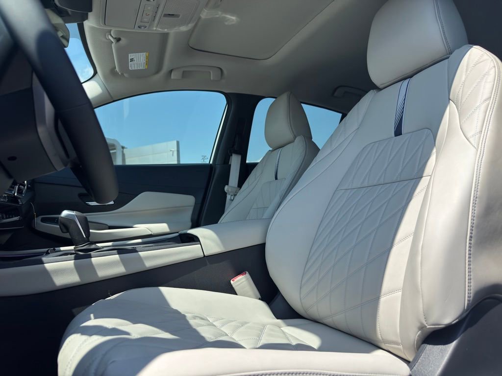 New 2026 Nissan Sentra SL FWD image 10
