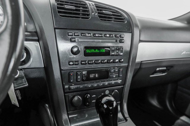 Used 2002 Ford Thunderbird image 22