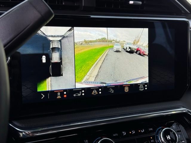 Used 2025 GMC Sierra 3500 Denali w/ Denali Reserve Package image 38