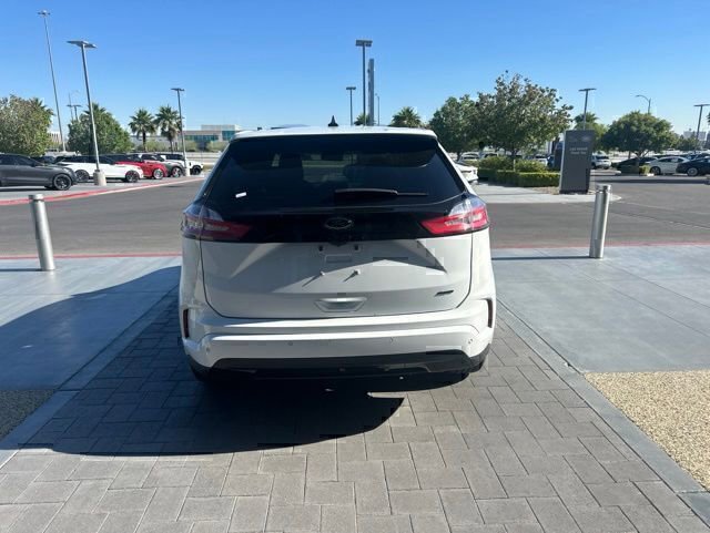 Used 2024 Ford Edge SE w/ Black Appearance Package AWD/4WD image 6