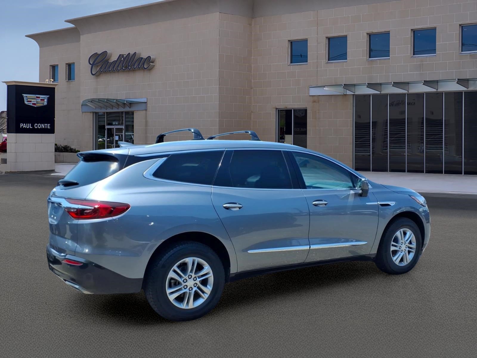 Used 2020 Buick Enclave Essence w/ Sound and Sites Package AWD/4WD image 4