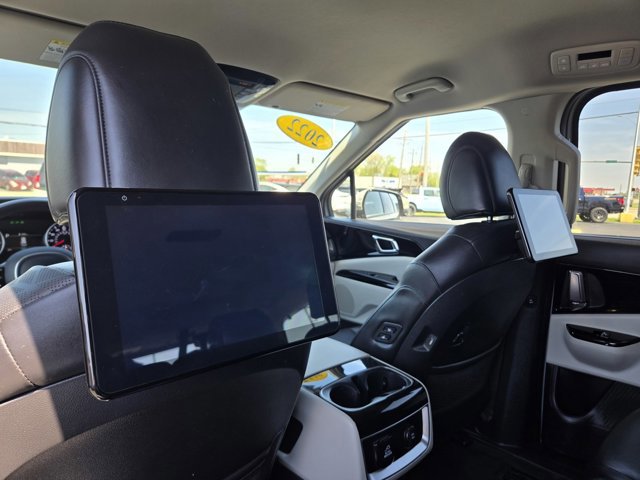 Used 2022 Kia Carnival SX FWD image 28