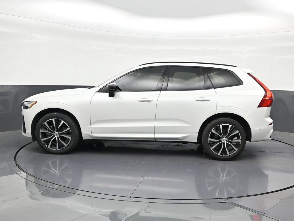 Certified 2024 Volvo XC60 B5 Plus w/ Climate Package AWD/4WD image 2