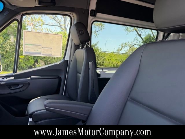 New 2026 Mercedes-Benz Sprinter 2500 image 15