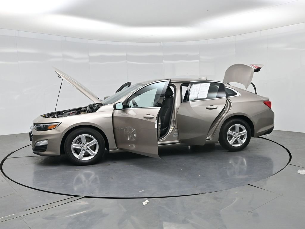 Used 2023 Chevrolet Malibu LT FWD image 30