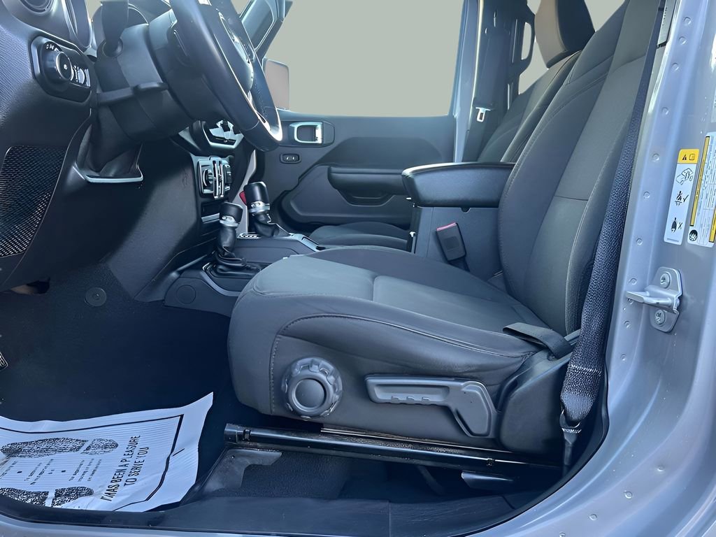 Used 2018 Jeep Wrangler Unlimited Sport S AWD/4WD image 10