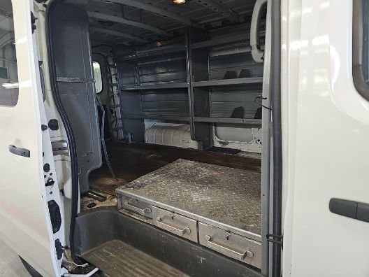 Used 2018 Nissan NV 3500 S RWD image 5
