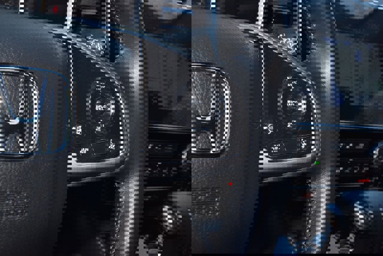 Used 2022 Honda CR-V Touring image 24