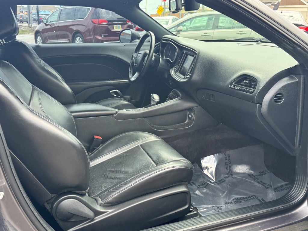 Used 2018 Dodge Challenger GT w/ Driver Convenience Group image 14