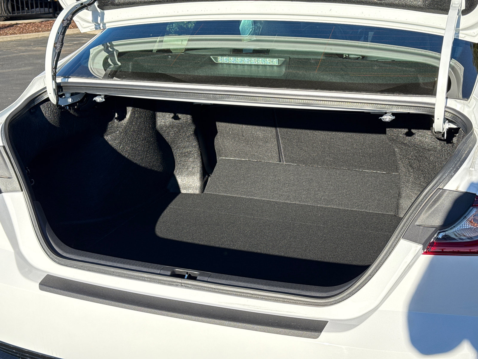 New 2026 Toyota Camry Hybrid FWD image 7